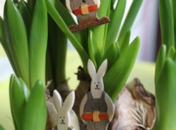 Boutons - Lapins attendant le jour de Pâques 1