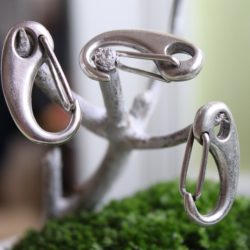 Mousqueton argent à ouverture poussoir