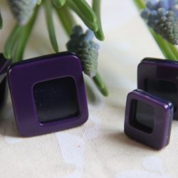 Bouton - Carré violet & violet foncé