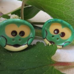 Bouton - Grenouille