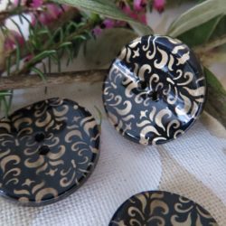 Bouton - "LIVIO" noir et or brillant