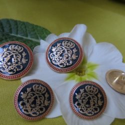 Bouton - Blason : emblème royal fond marine & liseré rouge
