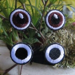 Motifs - Paires d'yeux : noire et brune
