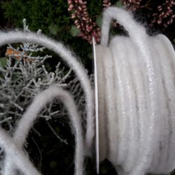 Cordon laineux, fil argent Ø5mm