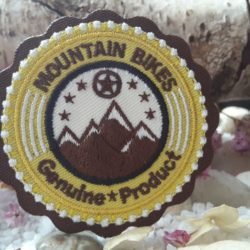 Motif - Mountain bikes jaune