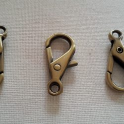Mousqueton - Petit modèle à levier brossé bronze