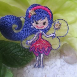 Motif - Fée aux cheveux bleus dans le vent