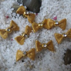 Bouton - Petit noeud papillon doré et strass