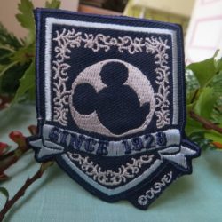 Motif - Blason : Mickey "SINCE 1928" marine