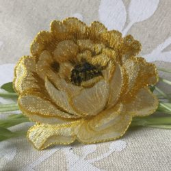 Motif - Rose jaune brodée de 6cm