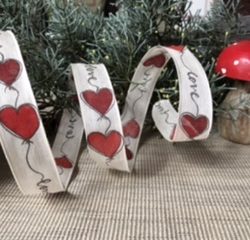 Ruban - 2 Coeurs et "love" sur écru