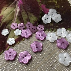 Bouton - Fleur à 5 pétales et surface brillante