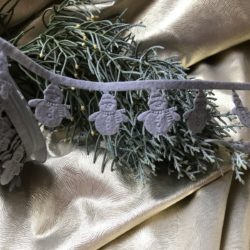 Ruban - Guirlande: bonhomme de neige gris