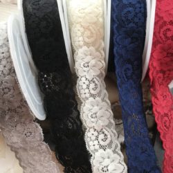 Dentelle - A fleurs 2 festons et extensible