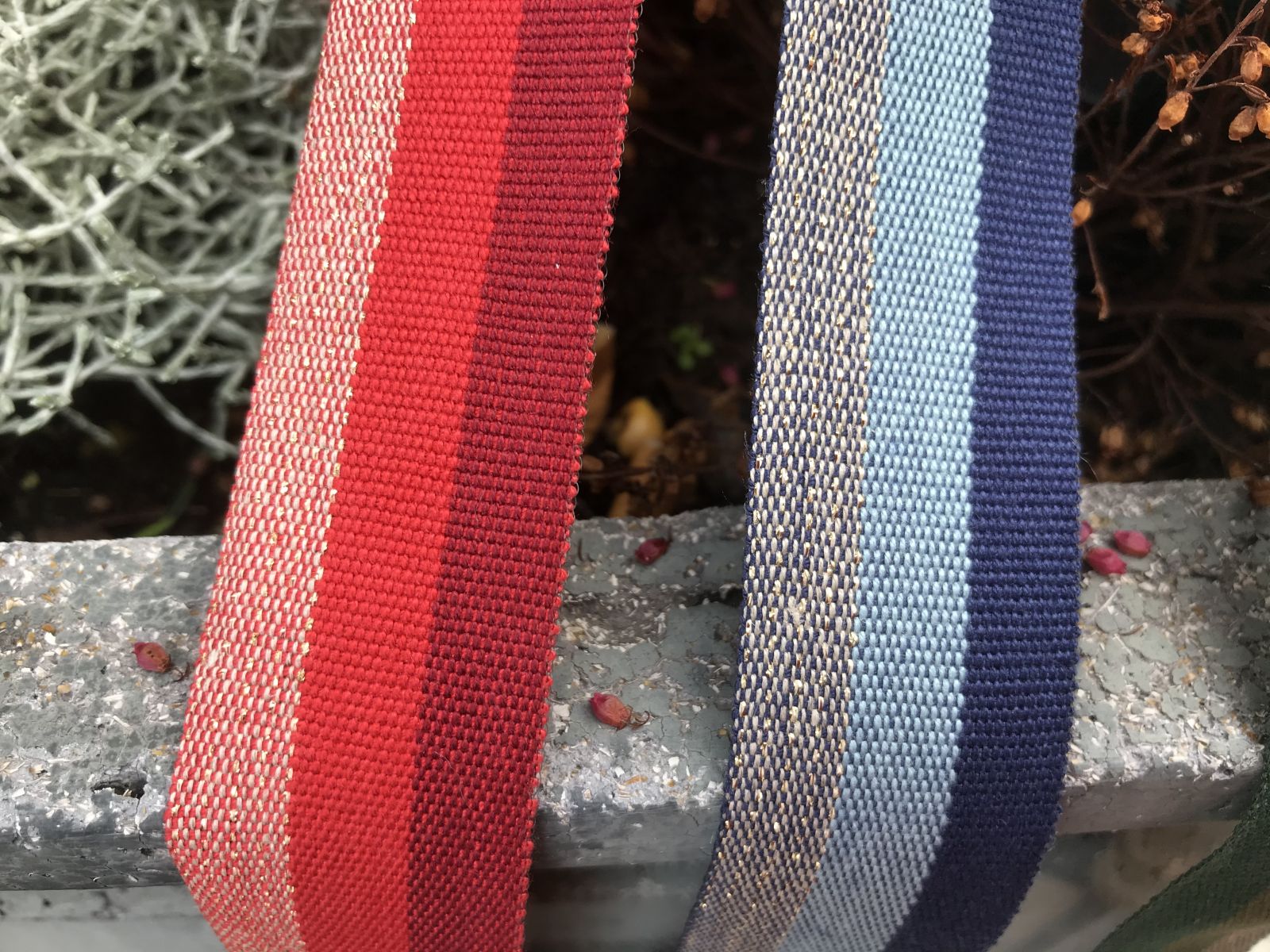 Tresse r versible 3 couleurs et fil m tallis Mercerie Tresse r versible 3 couleurs et fil m tallis Mercerie