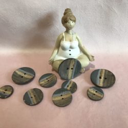 Bouton - Noix de coco nature et peint gris