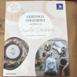 Acufactum - Livre "Liebevolle Stickereinen"
